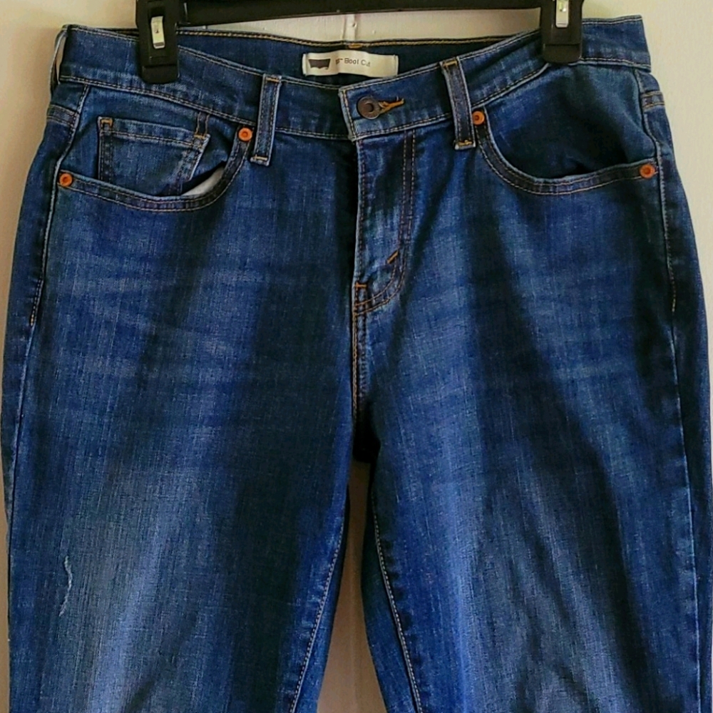 LEVI JEANS